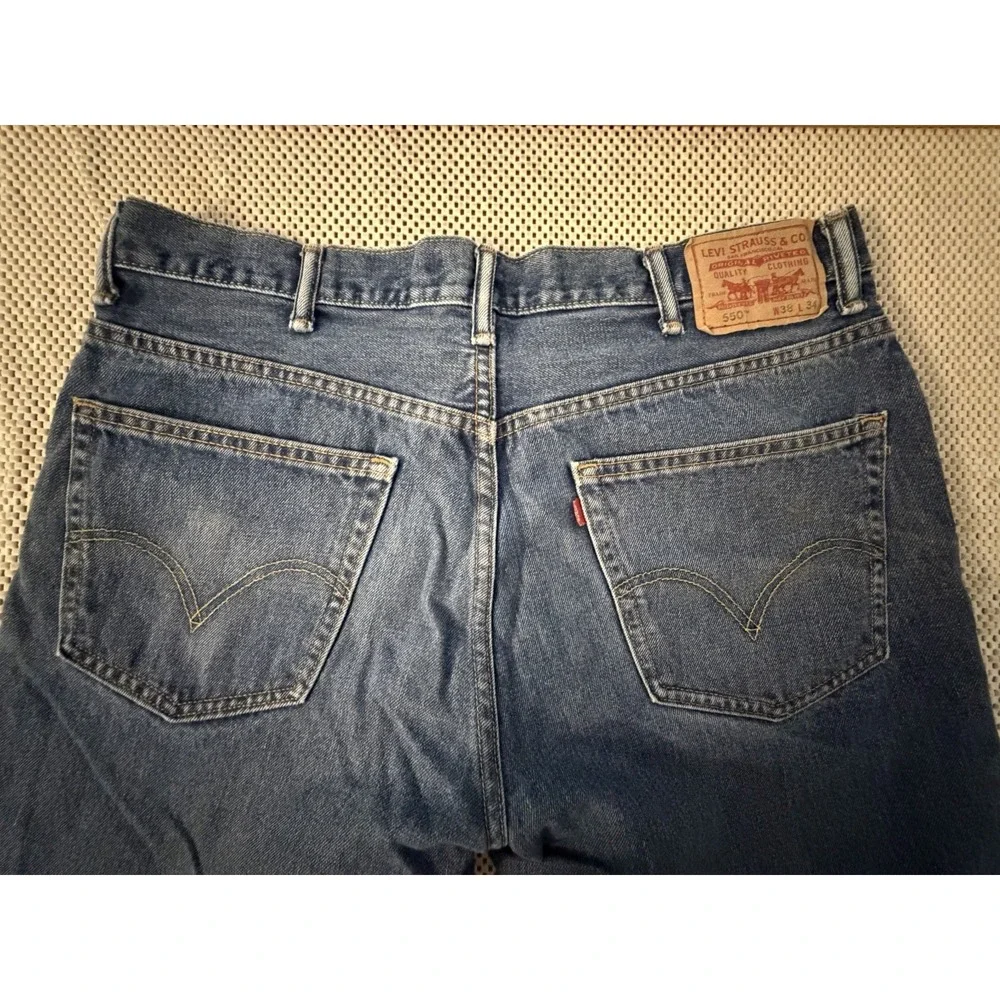 VTG Levis 550 Jeans Men‎ Sz 38 (34x32 Actual Measurements) Relaxed Fit Y2K 2010